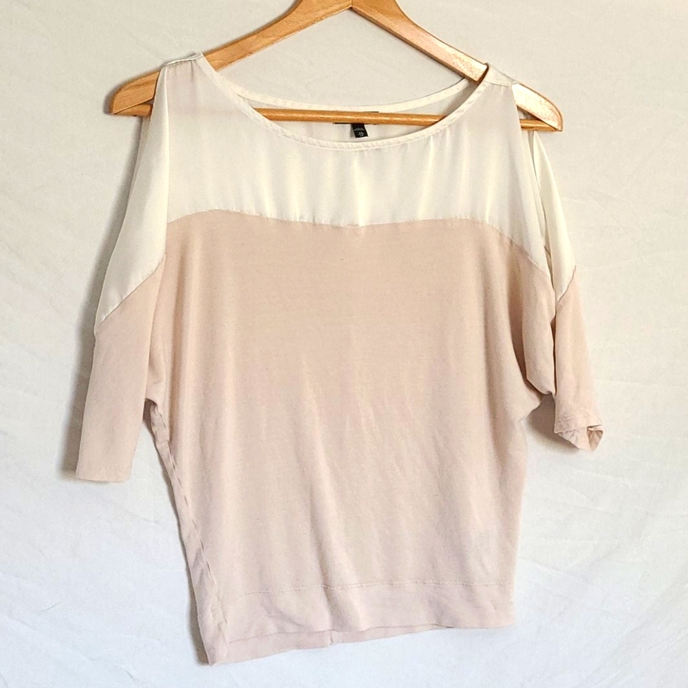 EXPRESS COLD SHOULDER 3/4 SLEEVE SHIRT
